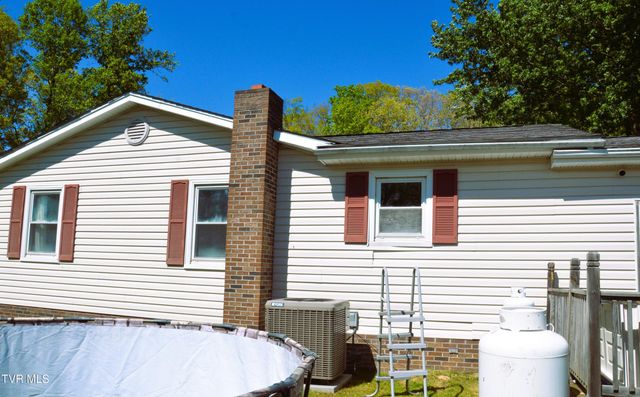 6081 Pole Bridge Road, Wise, VA 24293