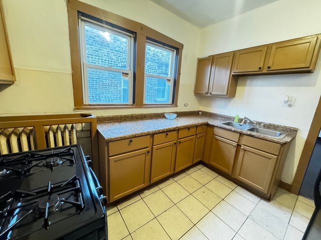8519 S Paulina Street 2, Chicago, IL 60620