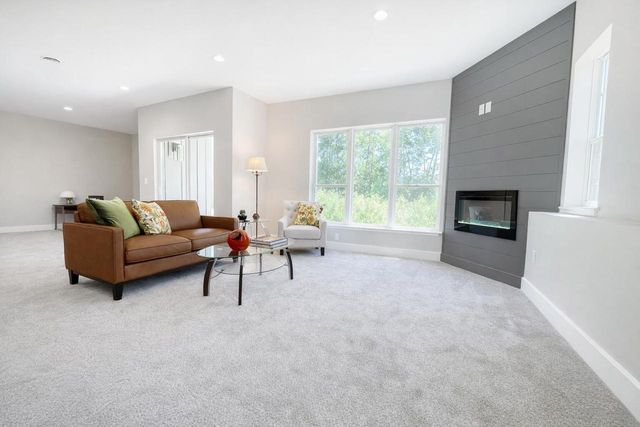 W389N7112 Pennsylvania STREET, Oconomowoc, WI 53066