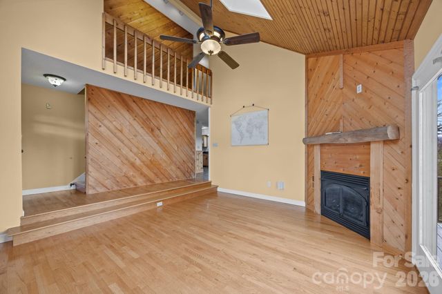 234 Justice Ridge Road, Candler, NC 28715