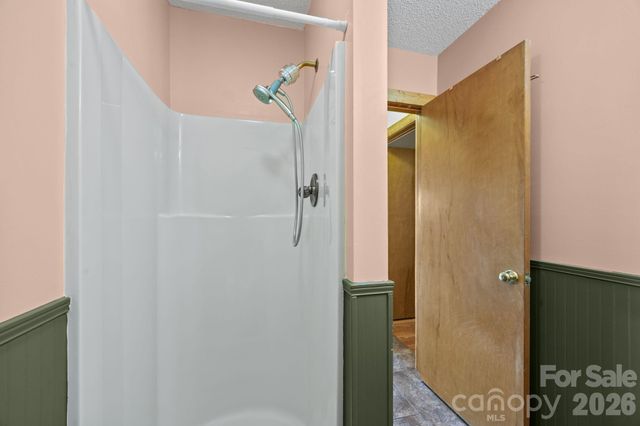 234 Justice Ridge Road, Candler, NC 28715