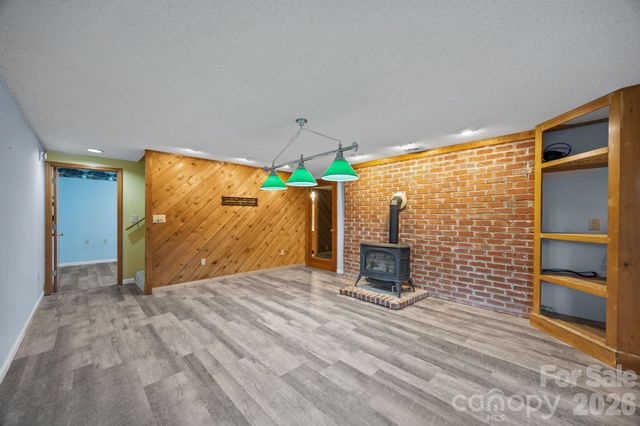 234 Justice Ridge Road, Candler, NC 28715