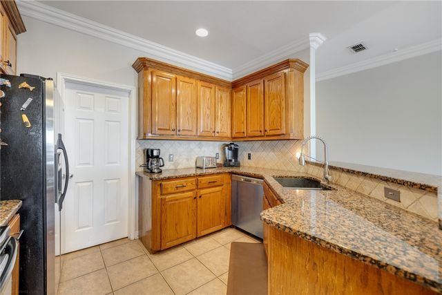 15402 Seamount Cay Ct 101, Corpus Christi, TX 78418