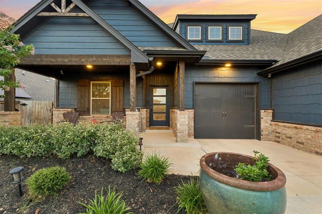 1309 Broadmoore Boulevard, Moore, OK 73160