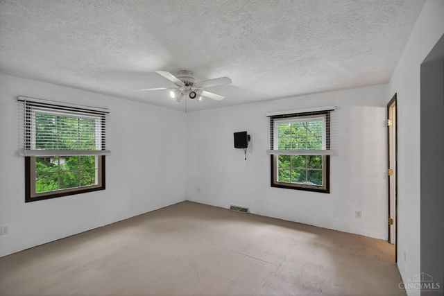 10657 Carolina Trace Road, Harrison Twp, OH 45030