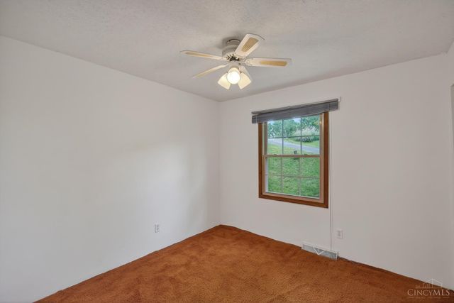 10657 Carolina Trace Road, Harrison Twp, OH 45030