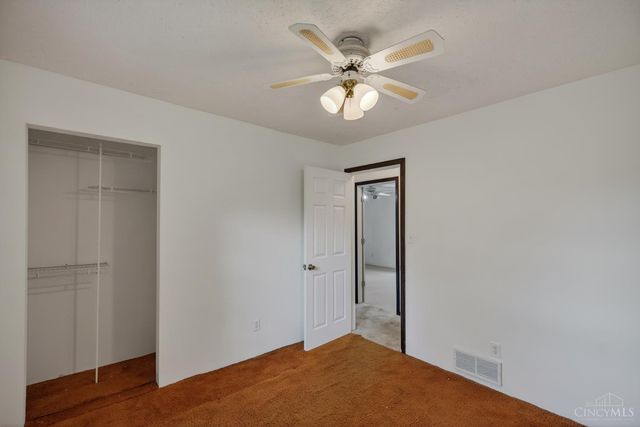 10657 Carolina Trace Road, Harrison Twp, OH 45030