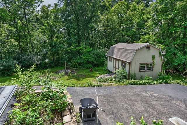 10657 Carolina Trace Road, Harrison Twp, OH 45030
