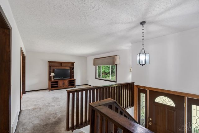10657 Carolina Trace Road, Harrison Twp, OH 45030