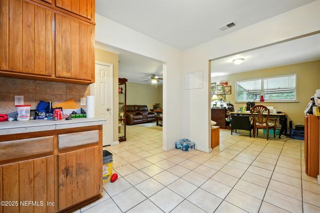 665 GROVE PARK Boulevard, Jacksonville, FL 32216