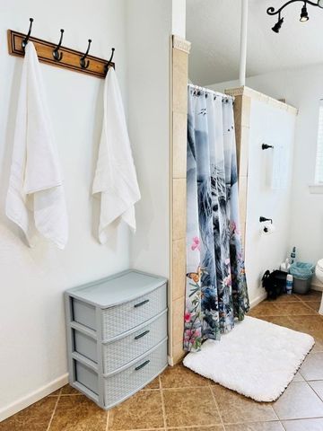 1230 Red Bird Dr, Rockport, TX 78382