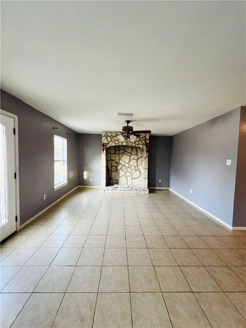 1230 Red Bird Dr, Rockport, TX 78382