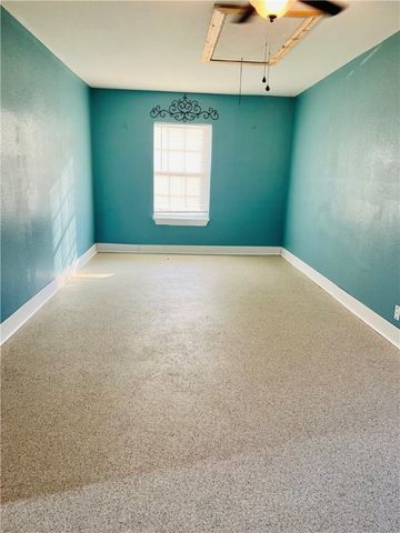 1230 Red Bird Dr, Rockport, TX 78382