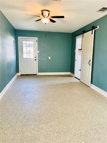 1230 Red Bird Dr, Rockport, TX 78382