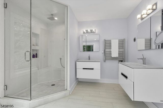 25 Oakwood Dr, New Providence Boro, NJ 07974