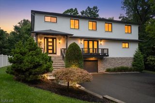 25 Oakwood Dr, New Providence Boro, NJ 07974
