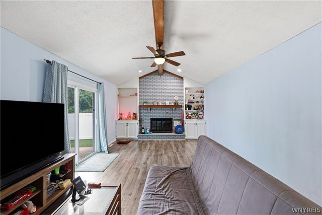 79 Bywater Drive, Amherst, NY 14068