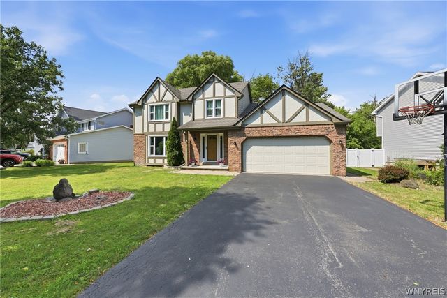 79 Bywater Drive, Amherst, NY 14068