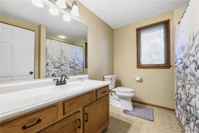 79 Bywater Drive, Amherst, NY 14068