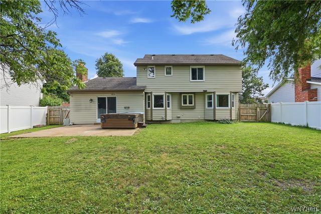 79 Bywater Drive, Amherst, NY 14068