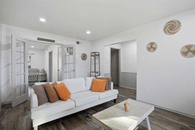 704 Cambridge Drive, Richardson, TX 75080