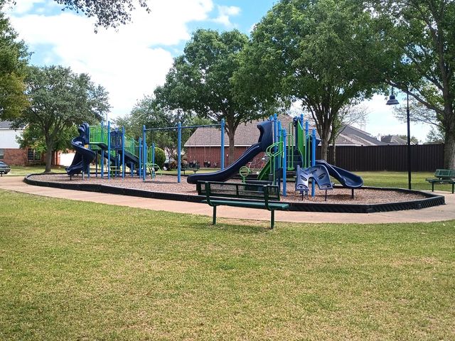 16527 Beckland Lane, Houston, TX 77084