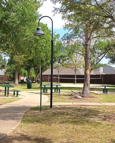 16527 Beckland Lane, Houston, TX 77084