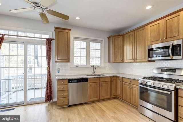 807 CAPITOL SQUARE PL SW, Washington, DC 20024