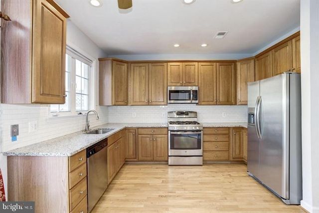 807 CAPITOL SQUARE PL SW, Washington, DC 20024