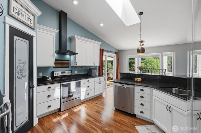 6317 Crescent Beach Road NW, Vaughn, WA 98394