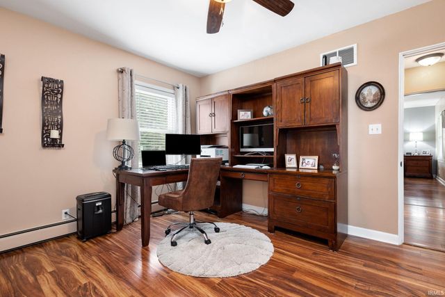 1866 Greenleaf Boulevard, Elkhart, IN 46514