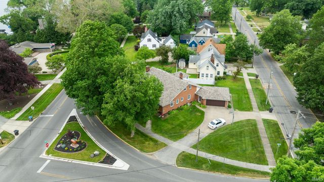 1866 Greenleaf Boulevard, Elkhart, IN 46514