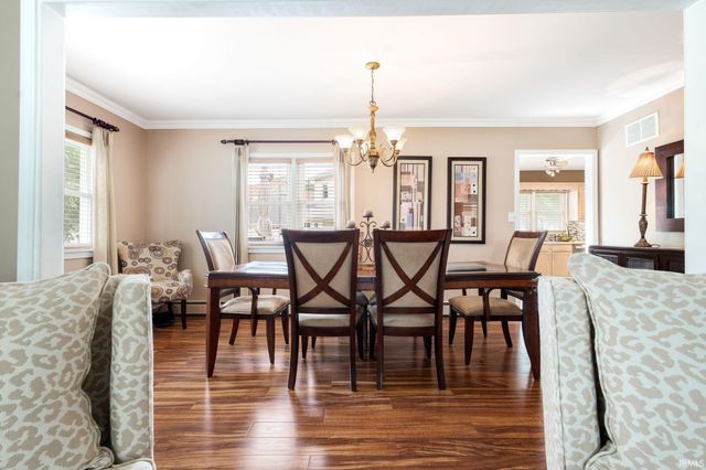 1866 Greenleaf Boulevard, Elkhart, IN 46514