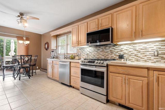 1866 Greenleaf Boulevard, Elkhart, IN 46514