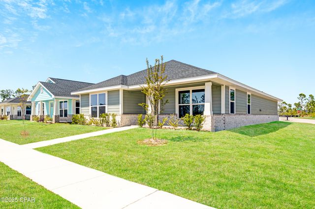 1202 Godart Street, Panama City, FL 32404