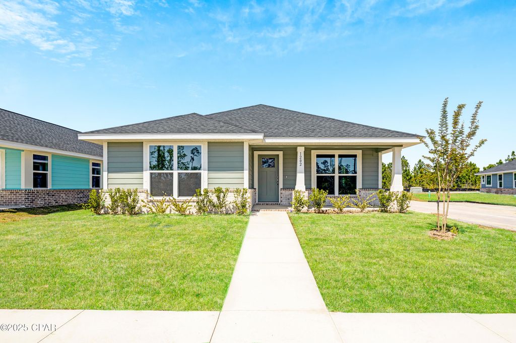 1202 Godart Street, Panama City, FL 32404