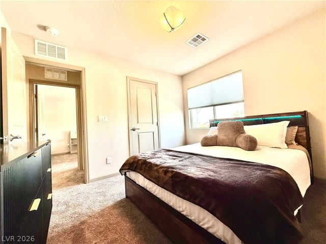 8044 Carpenter Creek Avenue, Las Vegas, NV 89113