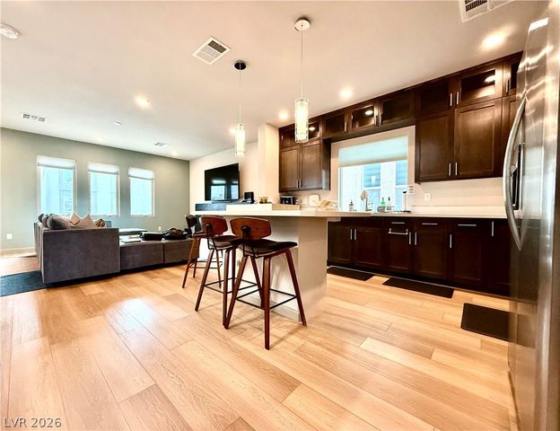 8044 Carpenter Creek Avenue, Las Vegas, NV 89113