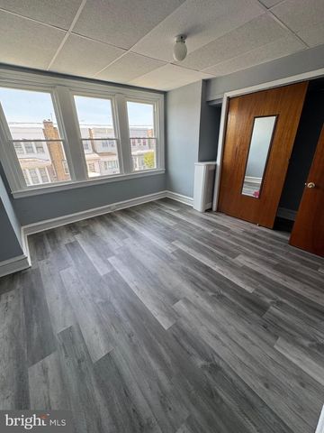2927 S DEWEY ST, Philadelphia, PA 19142
