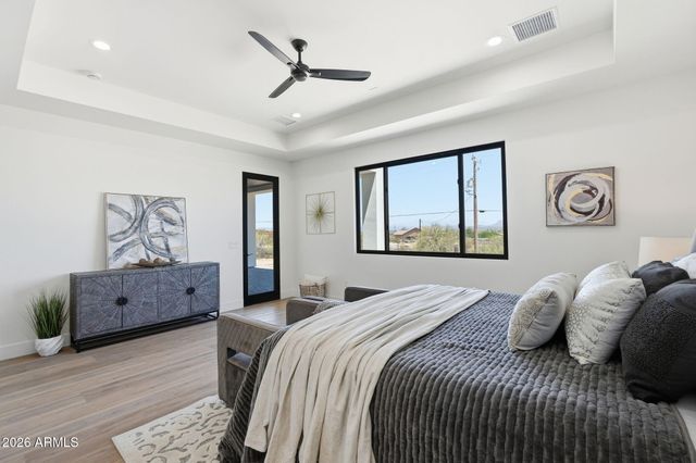 1636 W DONATELLO Drive, Phoenix, AZ 85086