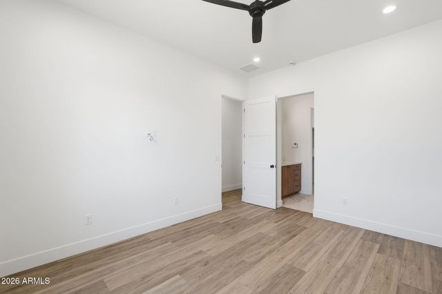 1636 W DONATELLO Drive, Phoenix, AZ 85086