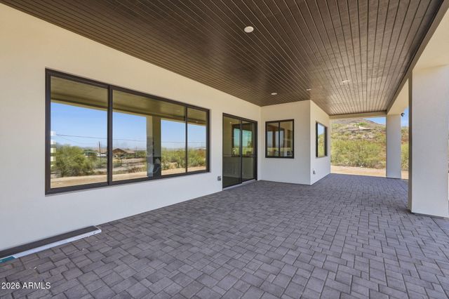 1636 W DONATELLO Drive, Phoenix, AZ 85086