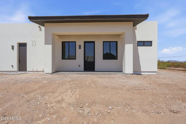 1636 W DONATELLO Drive, Phoenix, AZ 85086