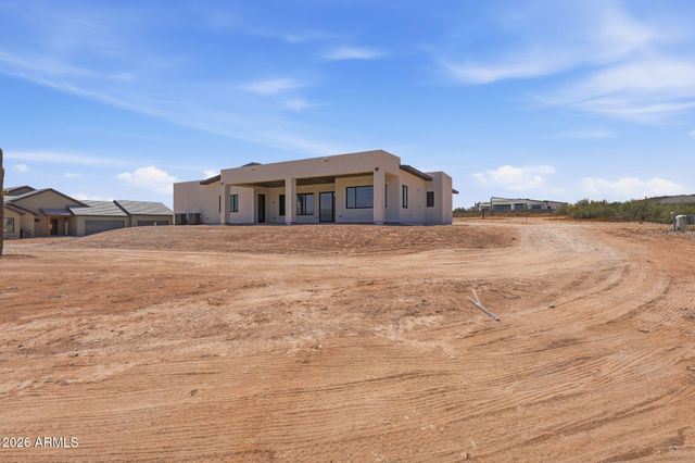 1636 W DONATELLO Drive, Phoenix, AZ 85086