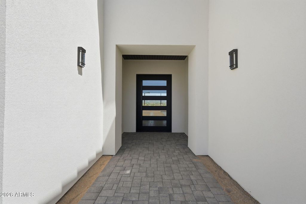 1636 W DONATELLO Drive, Phoenix, AZ 85086 — photo 3