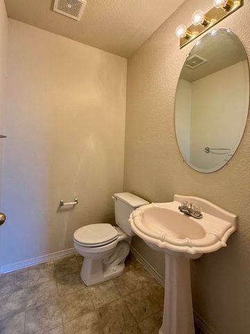 8166 Berkshire Drive, Fort Worth, TX 76137