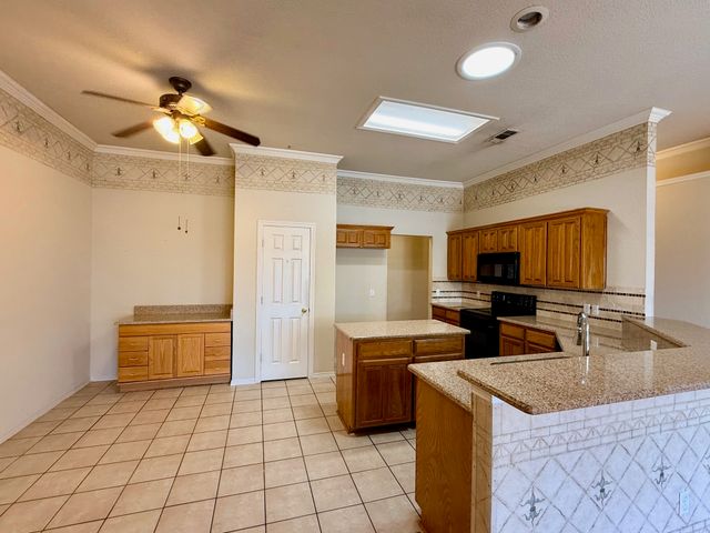 8166 Berkshire Drive, Fort Worth, TX 76137