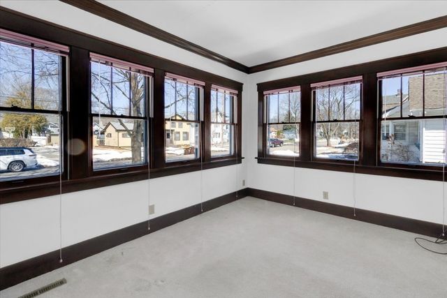 306 W Madison Street, Belvidere, IL 61008