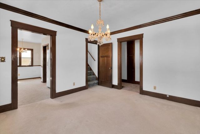 306 W Madison Street, Belvidere, IL 61008