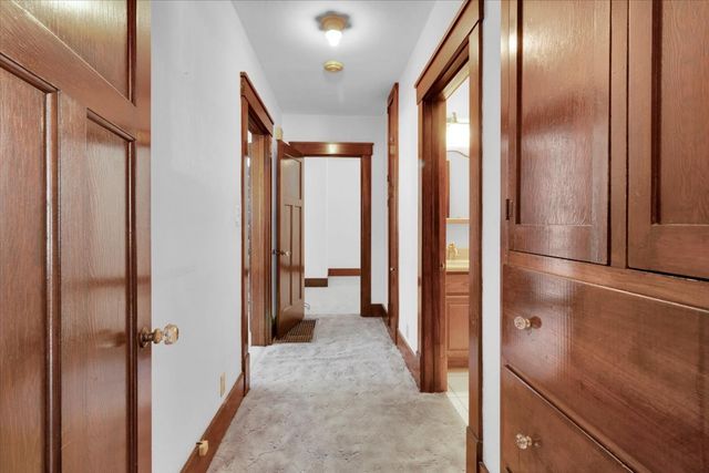 306 W Madison Street, Belvidere, IL 61008